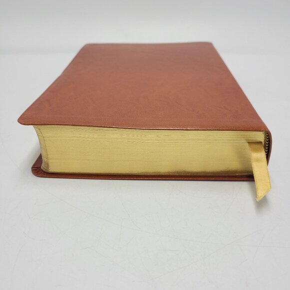 Saint Joseph Edition The New American Bible Catholic Book Publishing Co 1992 EUC - Picture 4 of 16